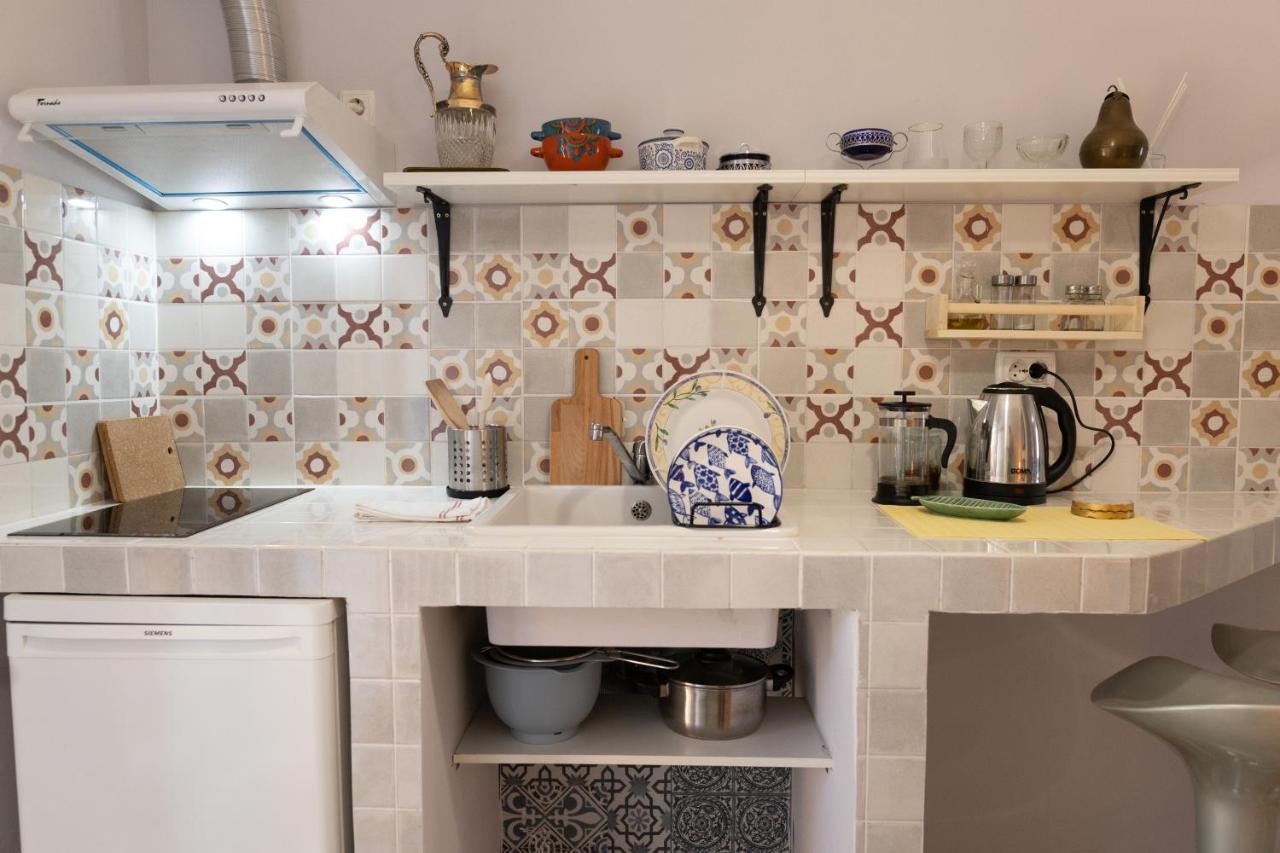 كاهول Nomad Sud Studios In Town Center المظهر الخارجي الصورة